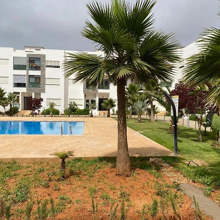 Lovely 4-Bedroom Condo With Pool ラバト エクステリア 写真