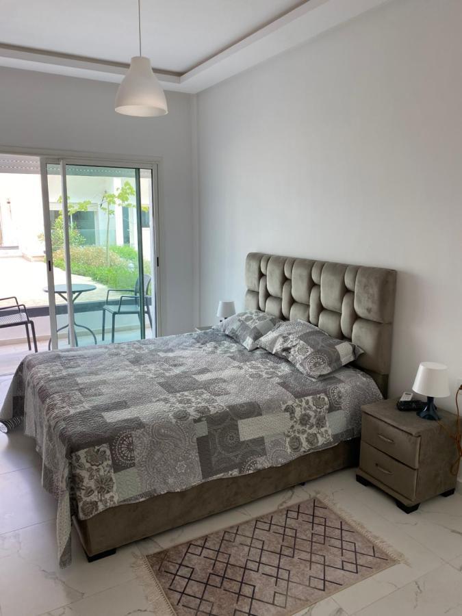 Lovely 4-Bedroom Condo With Pool ラバト エクステリア 写真