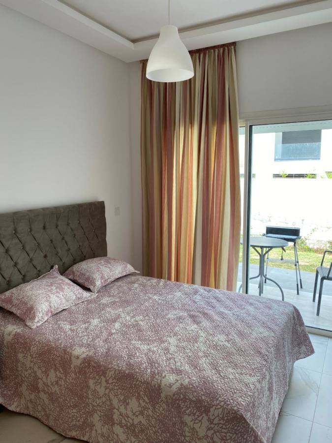 Lovely 4-Bedroom Condo With Pool ラバト エクステリア 写真